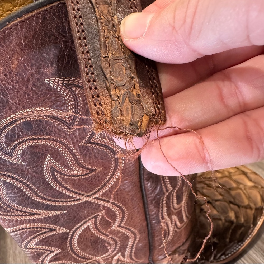 Cody James Pirarucu Broad Square Toe Exotic Boots - Picture 9 of 14
